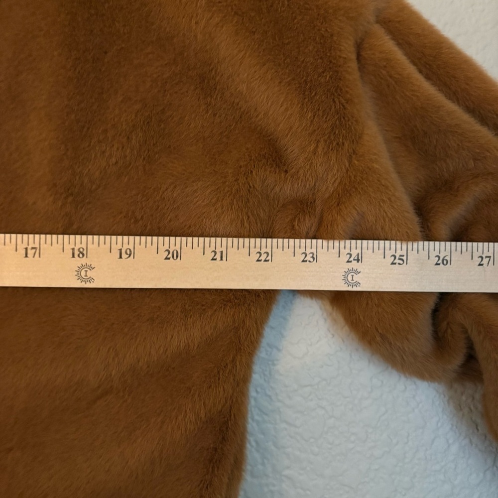 O'NEILL Merina Womens Faux Fur Jacket Peacoat Caramel Color Sz.L Oversized EUC - Picture 7 of 16